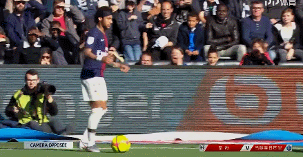 阿尔瓦雷斯连续5场西甲0球0助，近9场联赛仅打入1球（阿尔瓦雷斯西甲五连战颗粒无收，近九轮仅攻入一球）