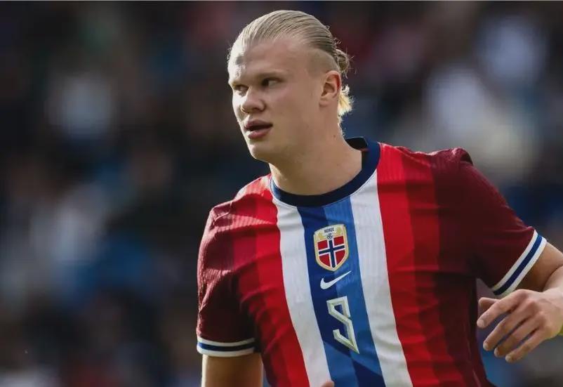 巴萨王者归来！费兰托雷斯帽子戏法领衔三连胜，欧冠复仇战即将打响