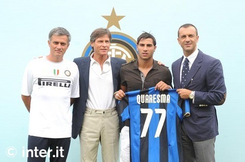 扑救率85.2%场均丢球0.57，斯维拉尔两项数据五大联赛门将第一（85.2%扑救率、场均0.57失球，斯维拉尔双项数据居五大联赛门将之首）