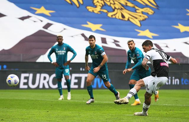 布鲁日后卫：枪手第一球是纯粹的精彩，与他们交手有学习价值（布鲁日后卫：阿森纳首球纯粹精彩，与其过招受益匪浅）