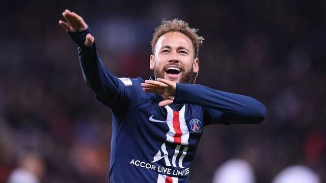 无解！约基奇单节4中4罚球4中4得到13分4篮板3助攻（约基奇单节神准：投篮4投4中＋罚球4罚4中，轰13分4篮板3助攻）