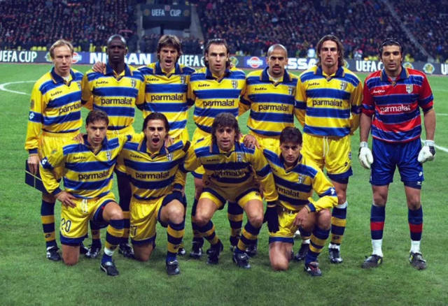 欧冠前瞻：国米本赛季强强战不利，利物浦深陷萨拉赫争议（欧冠展望：国米硬仗表现不佳，利物浦陷入萨拉赫风波）