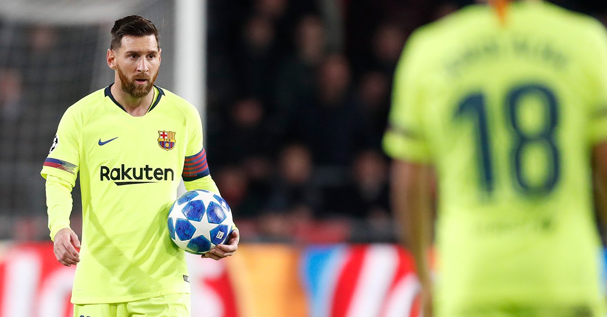 萨福诺夫成本世纪以来，首位在点球大战4次扑点的大巴黎门将（萨福诺夫创纪录，成巴黎本世纪首位在点球大战扑出4点球的门将）