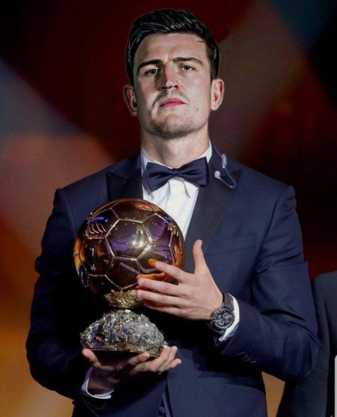 亚马尔进球后还击黄潜球迷，本赛季西甲参与进球仅次于姆巴佩（亚马尔破门后回怼黄潜球迷，本季西甲参与进球数仅逊姆巴佩）