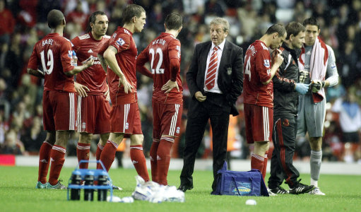 美国演员约翰尼-德普现场观看博卡比赛，并与里克尔梅合影（美国影星约翰尼·德普现身博卡比赛，与里克尔梅合影）